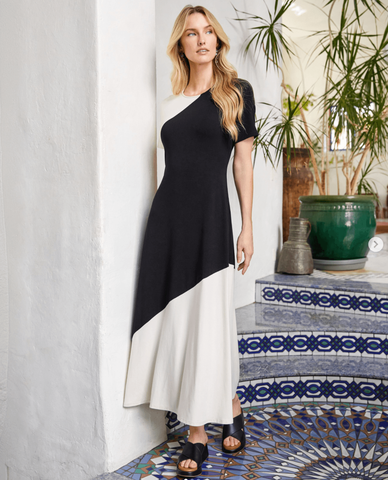 Karen Kane 2026 campaign imagery